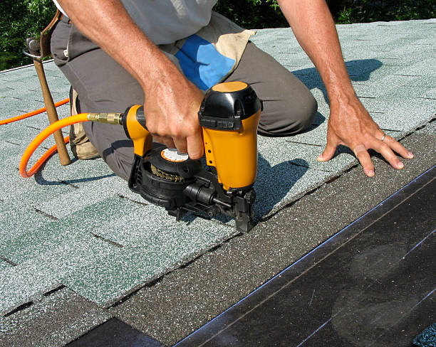 Best Flat Roof Repair Services  in Tignall, GA